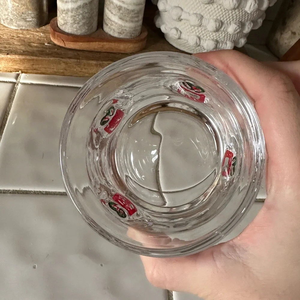 Christmas Present Juice Icon Glass NWOT